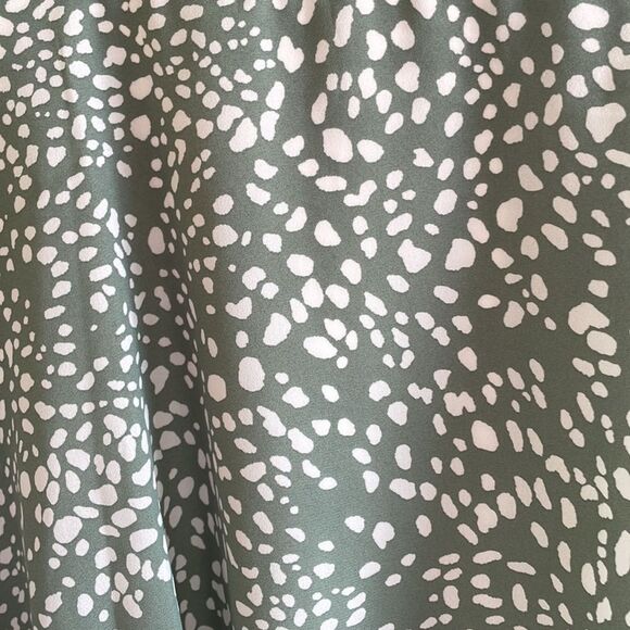 🆕 Emerald Sundae Sage Dot Printed Fit & Flare Short Sleeve Dress | 5 - Picture 7 of 9